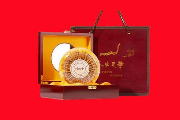 收购资讯:金平区回收冬虫夏草是按克吗
